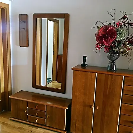 E7 Oriente Apartment *